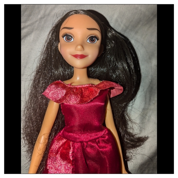 Disney Elena of Avalor Adventure Dress Doll - Picture 2 of 6